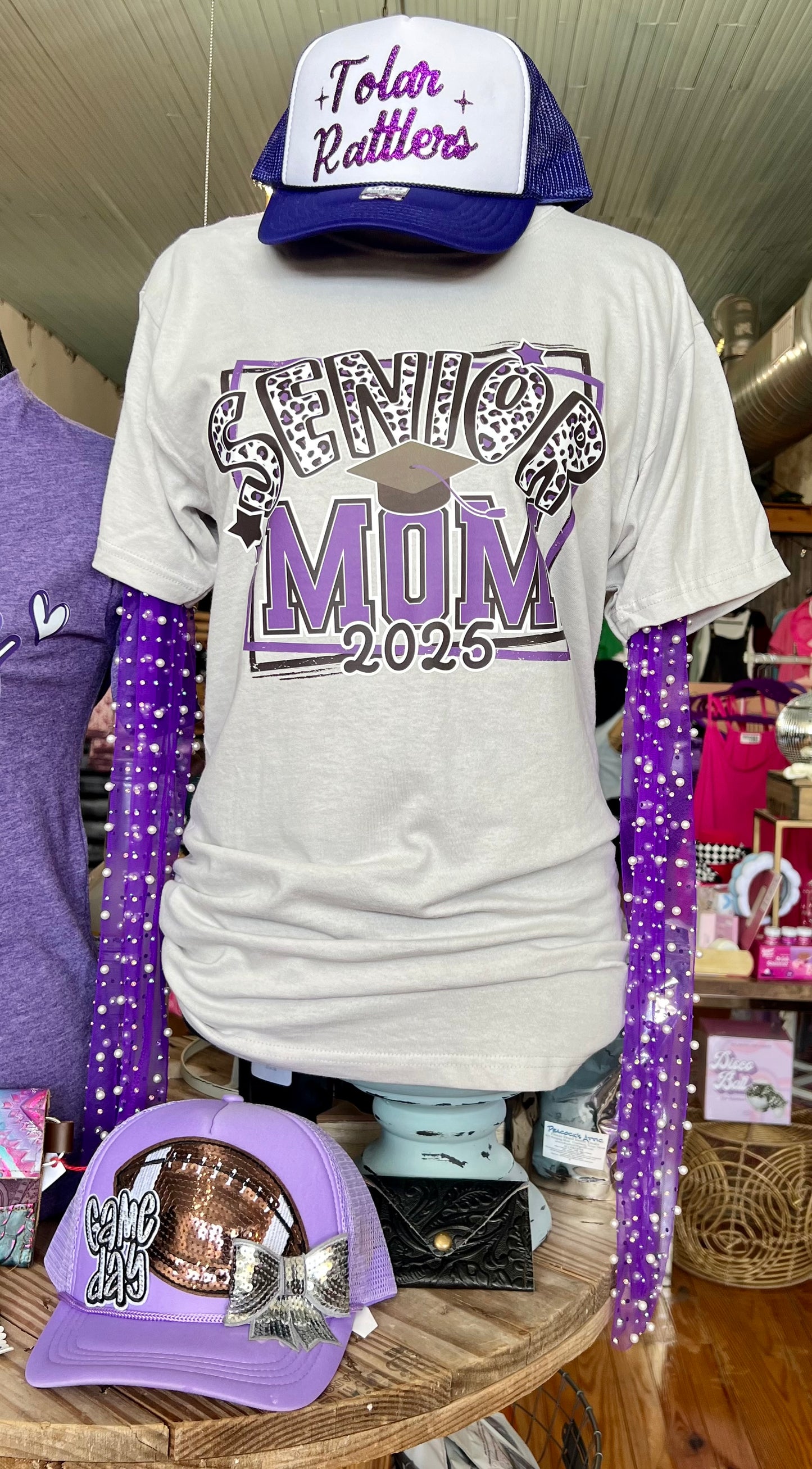 Senior Mom 2025 Tee